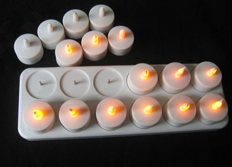 Holiday Candle Set - Conjunto de 12 Velas LED Recarregáveis